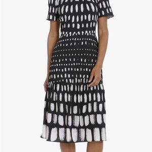Maggy London A-Line Ruffle Mock Neck Cocktail Dress Black Gray Circles NWT
